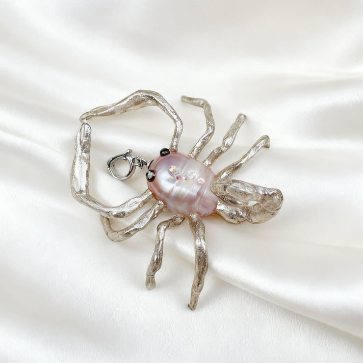 Scorpion pearl necklace pendant (with chain)
